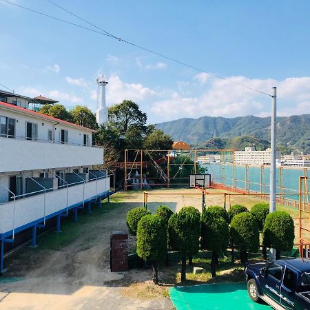 Sea Side Hostel Light House Onomichi Exteriör bild