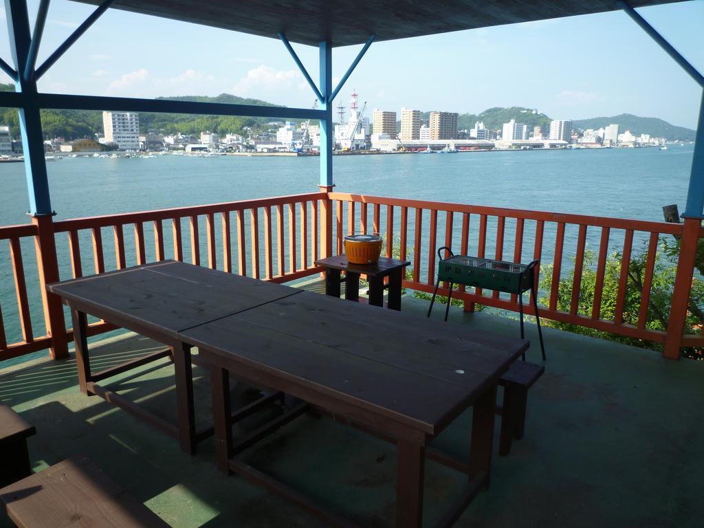 Sea Side Hostel Light House Onomichi Exteriör bild