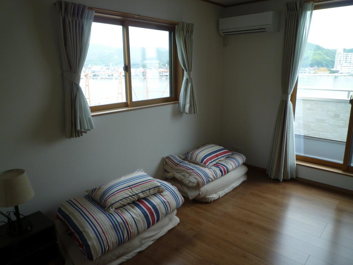 Sea Side Hostel Light House Onomichi Exteriör bild